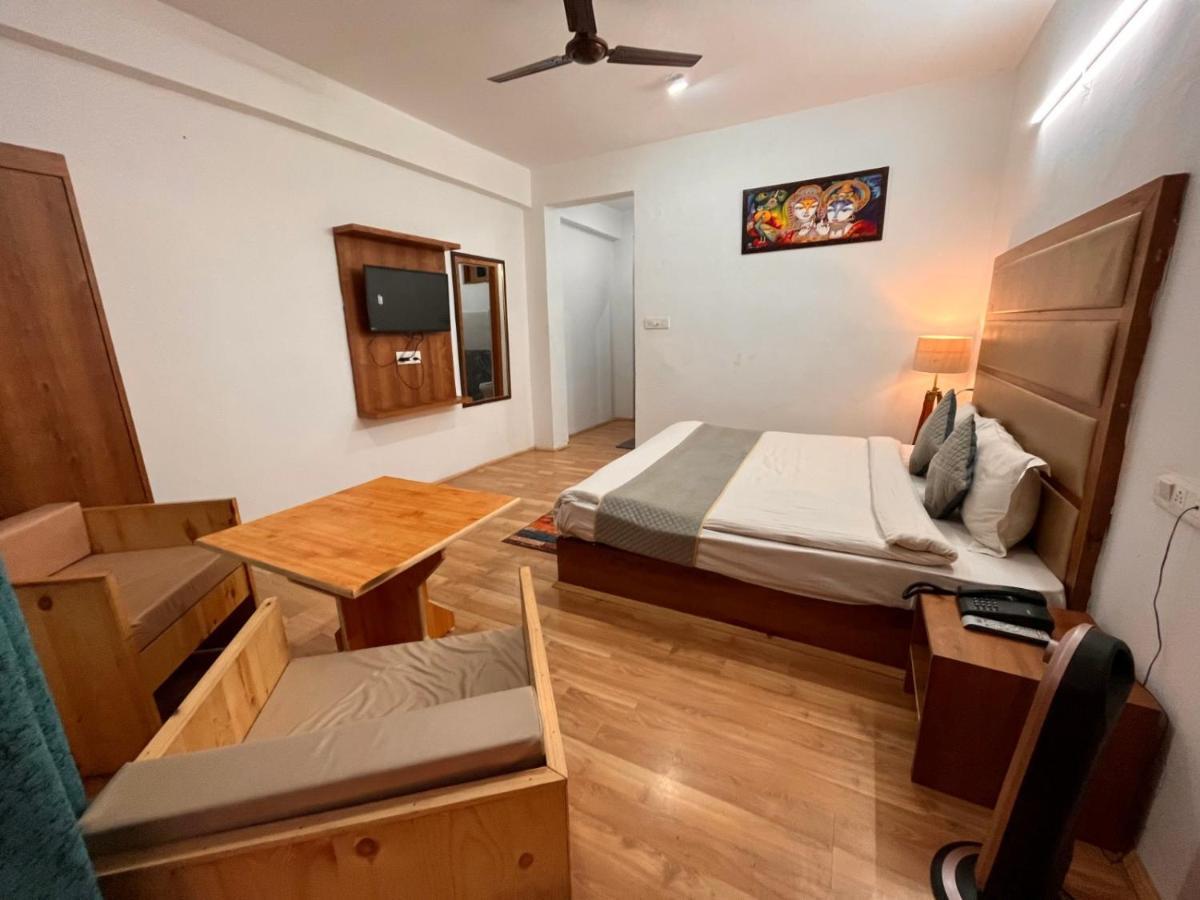 Himalayan Riverpark - A Four Star Luxury Hotel, Manali 외부 사진